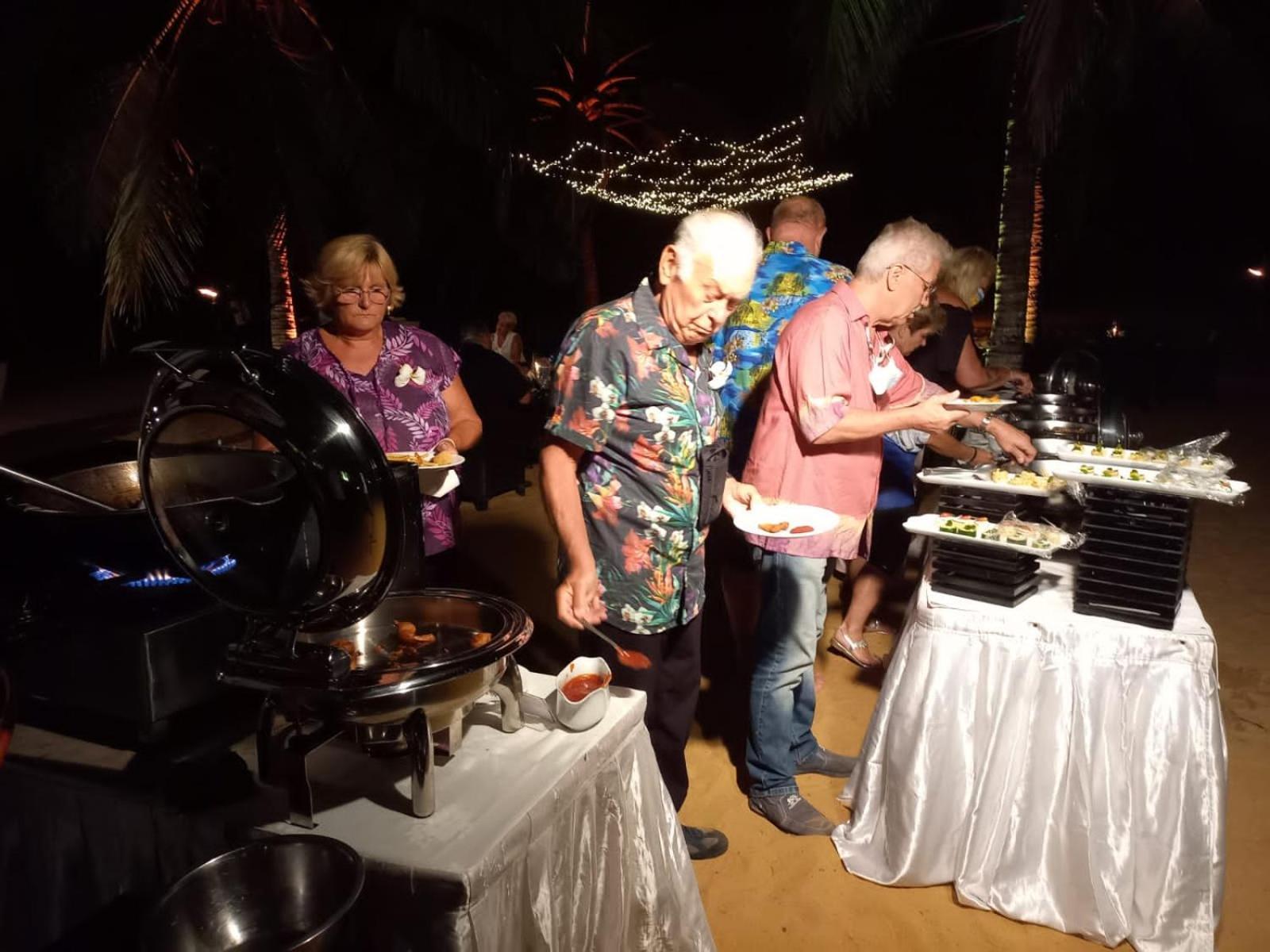 Goldi Sands Hotel Negombo Esterno foto