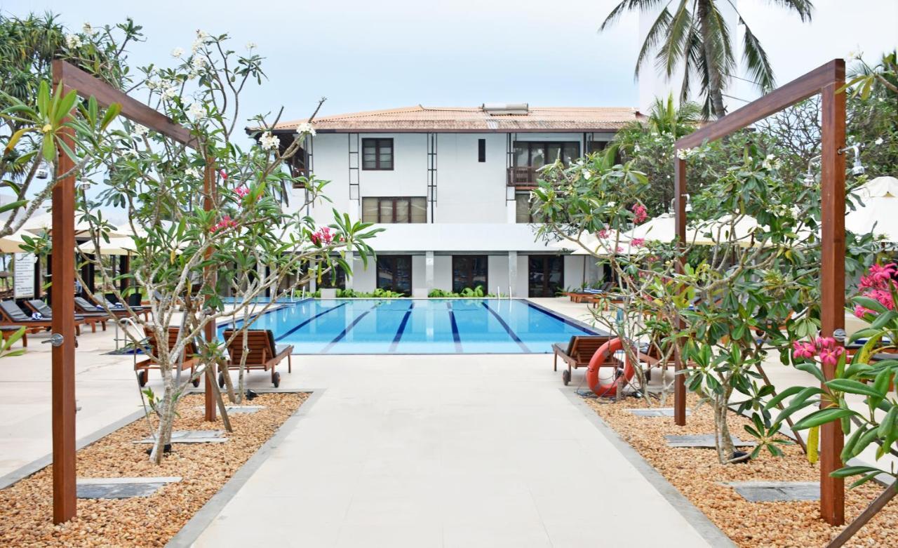 Goldi Sands Hotel Negombo Esterno foto